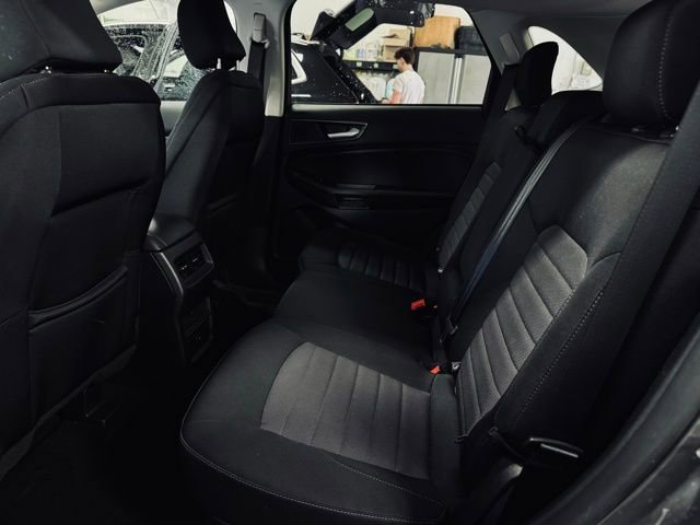 Used 2023 Ford Edge SE image 18