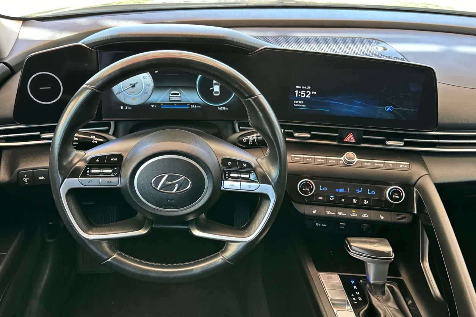 Used 2023 Hyundai Elantra SEL w/ Convenience Package FWD image 15