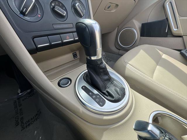 Used 2014 Volkswagen Beetle TDI FWD image 18