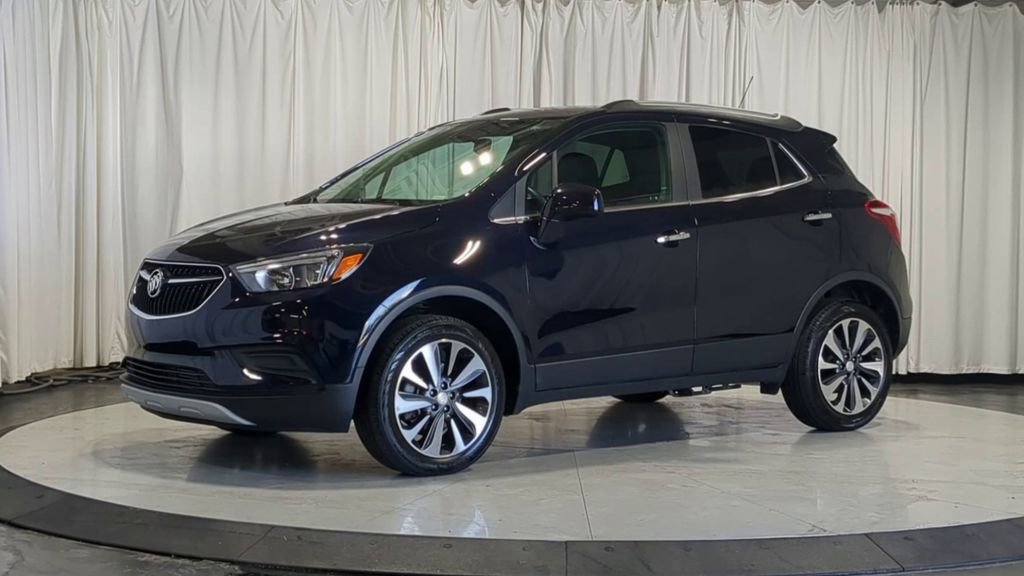 Used 2022 Buick Encore Preferred w/ Safety Package AWD/4WD image 4
