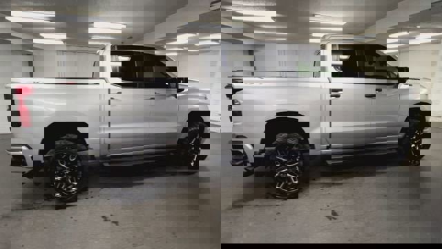 Used 2022 Chevrolet Silverado 1500 Custom w/ Rally Edition image 9