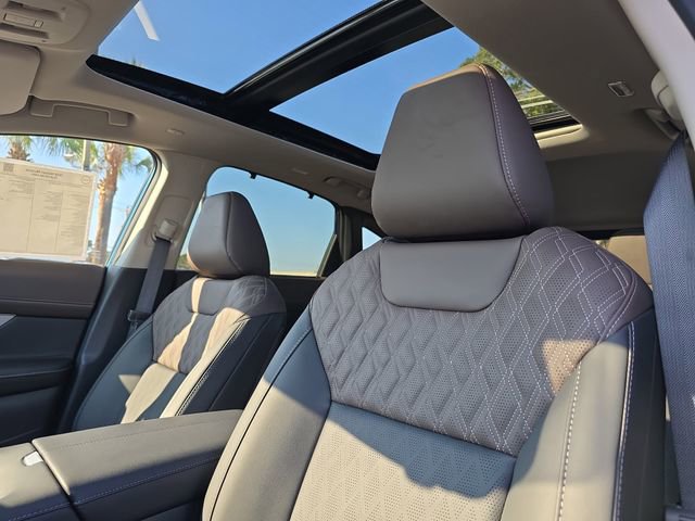 New 2026 Nissan Murano Platinum w/ Cargo Package image 13