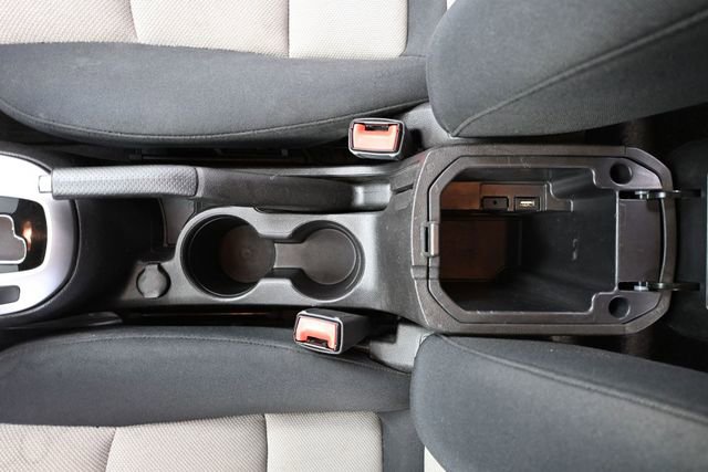 Used 2015 Chevrolet Cruze LS FWD image 29