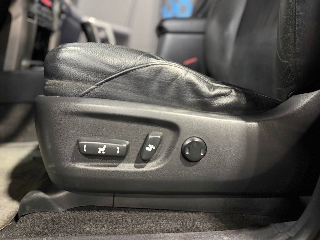 Used 2011 Toyota 4Runner Limited image 19