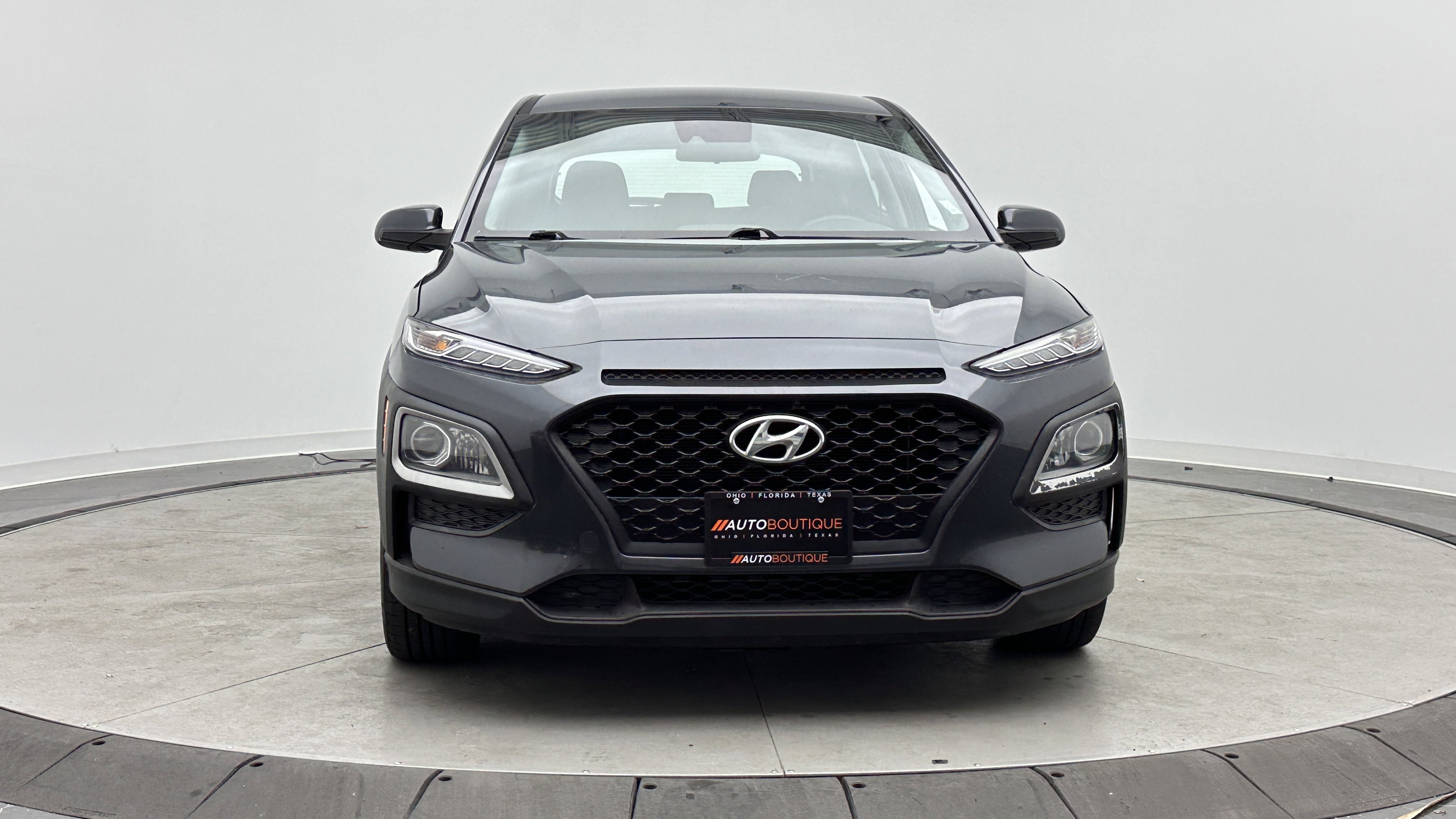 Used 2021 Hyundai Kona SE AWD/4WD image 2