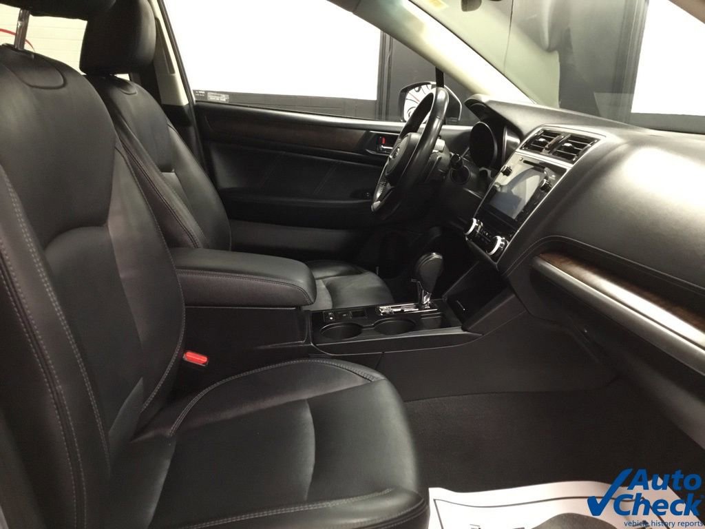 Used 2018 Subaru Outback 2.5i Limited AWD/4WD image 37