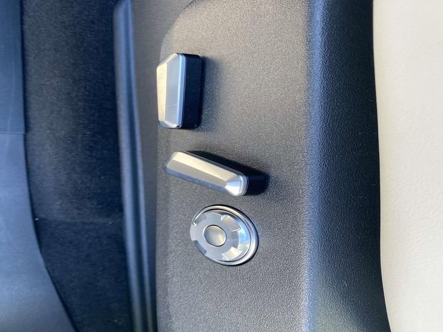 New 2026 Lincoln Navigator Reserve AWD/4WD image 13