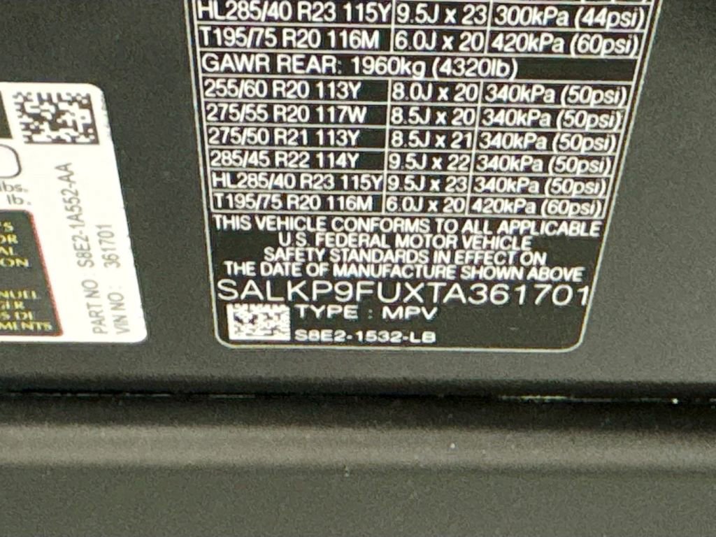 New 2026 Land Rover Range Rover SE AWD/4WD image 32