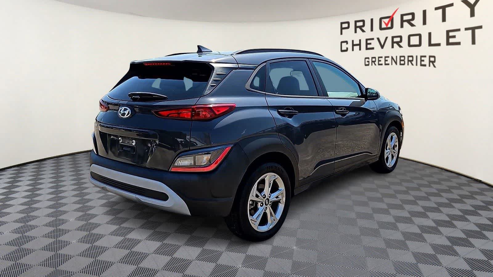 Used 2023 Hyundai Kona SEL FWD image 8
