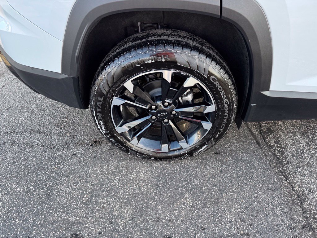 New 2027 Chevrolet Equinox RS w/ Safety and Technology Package AWD/4WD image 30