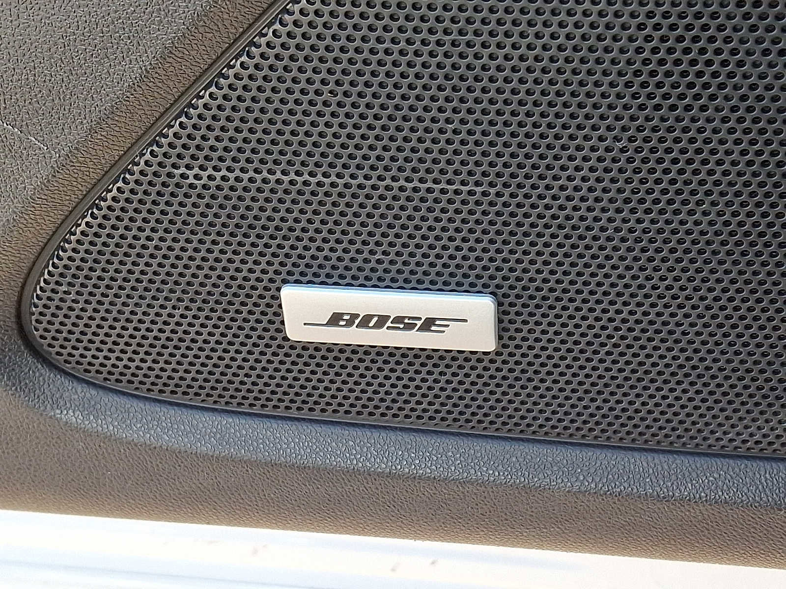 Used 2020 Chevrolet Equinox Premier AWD/4WD image 25