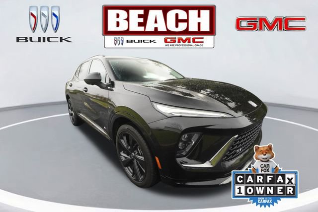 Used 2025 Buick Envision Sport Touring image 1