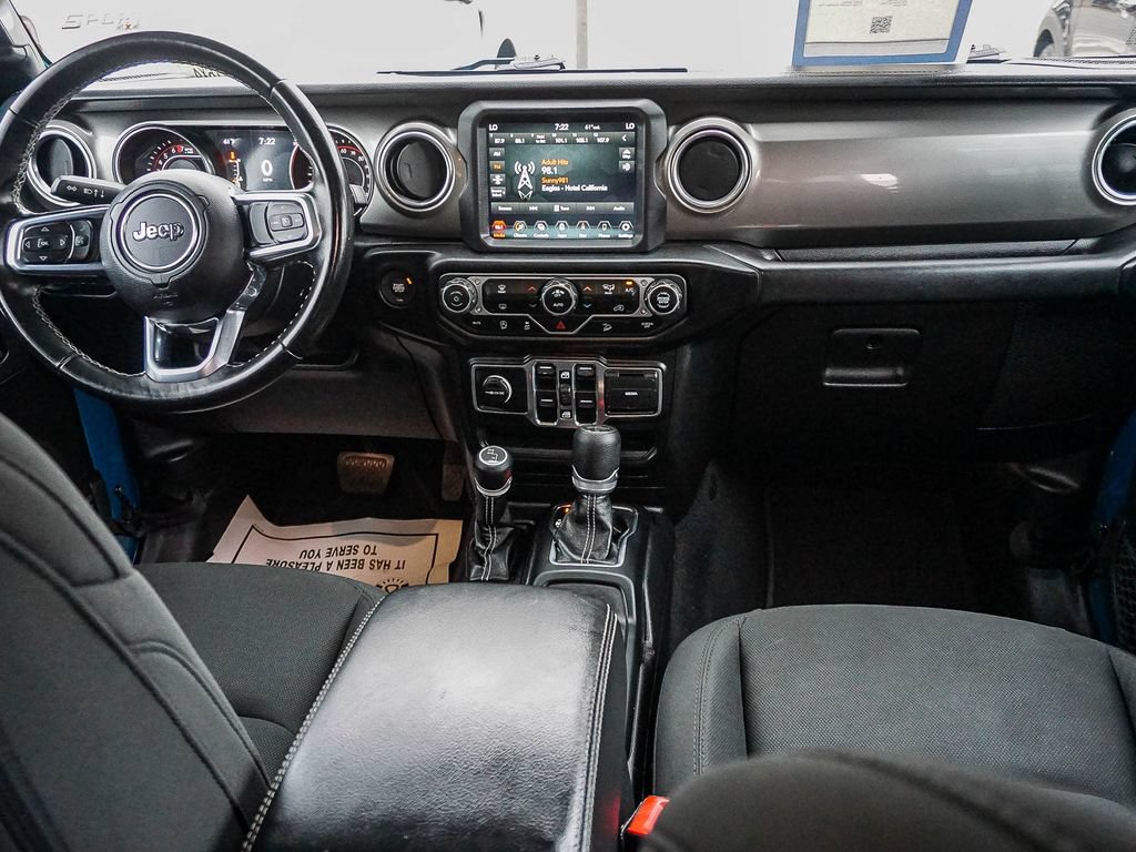 Used 2020 Jeep Wrangler Unlimited Sahara w/ Uconnect 4C Nav & Sound Group AWD/4WD image 15