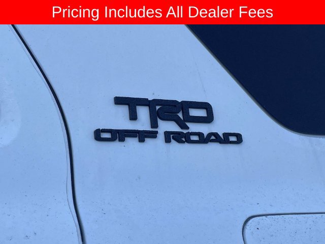 Used 2025 Toyota 4Runner TRD Off-Road Premium AWD/4WD image 4