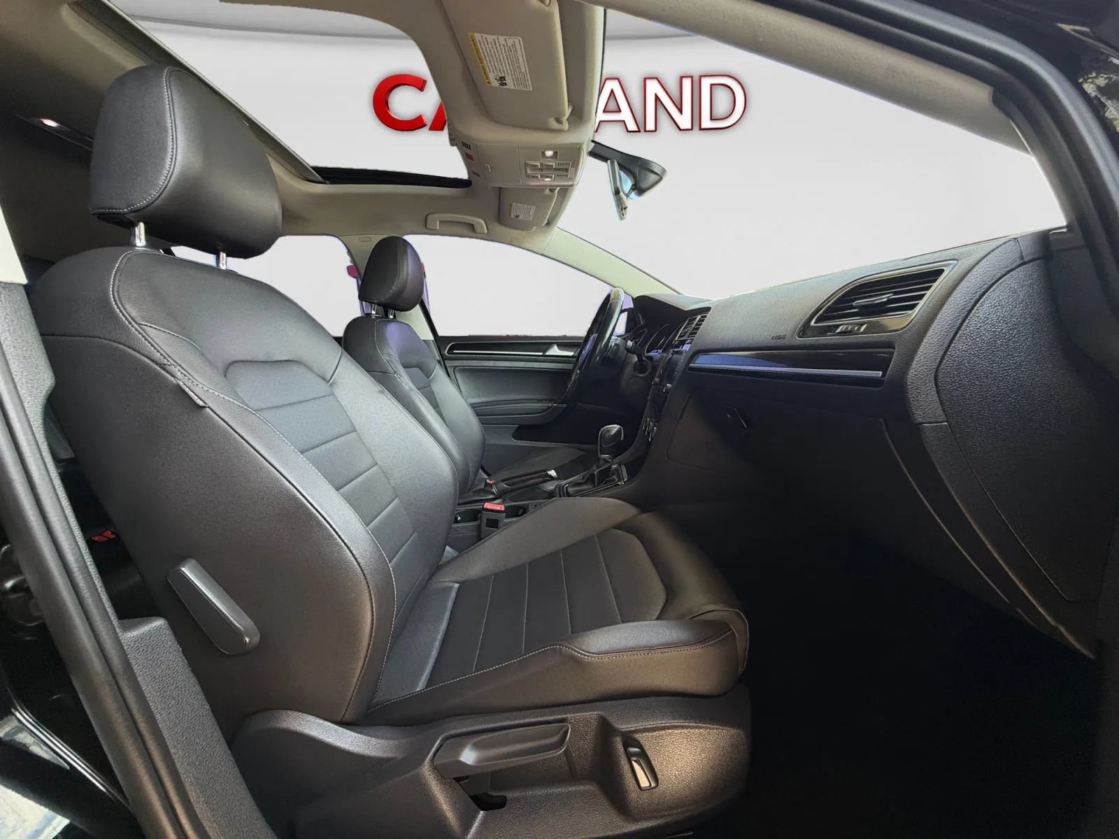 Used 2015 Volkswagen Golf TDI SEL FWD image 25