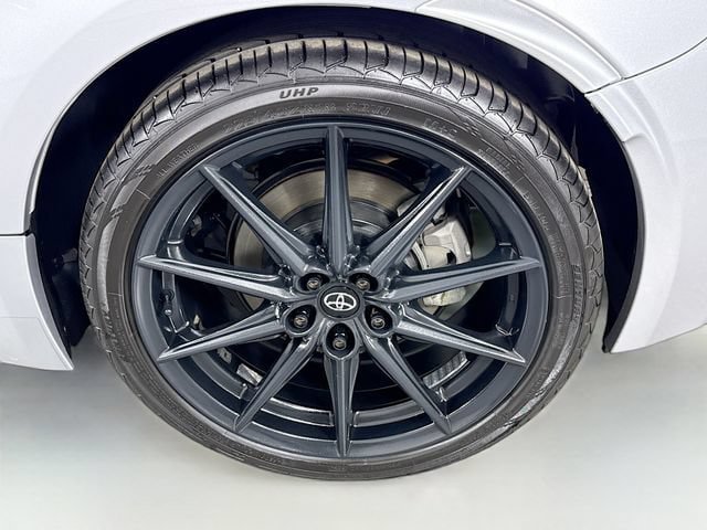 Certified 2023 Toyota GR86 Premium RWD image 29