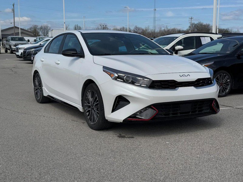Used 2024 Kia Forte GT-Line w/ GT-Line Premium Package FWD image 2