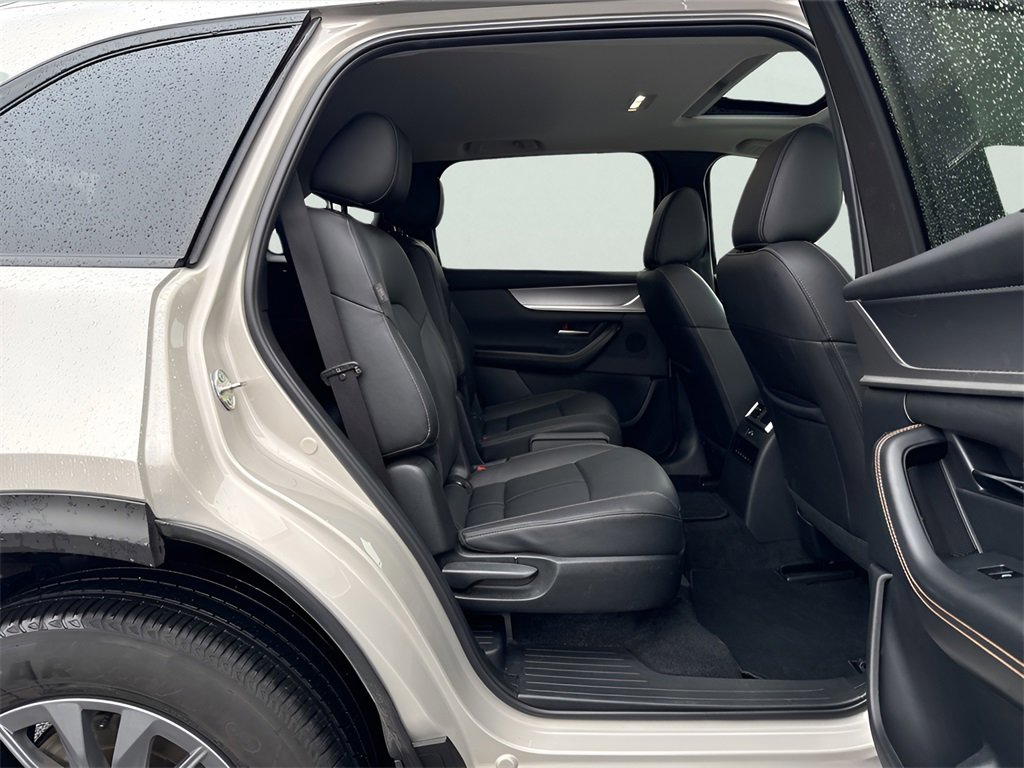 Used 2025 MAZDA CX-90 3.3 Turbo w/ Preferred Package image 11