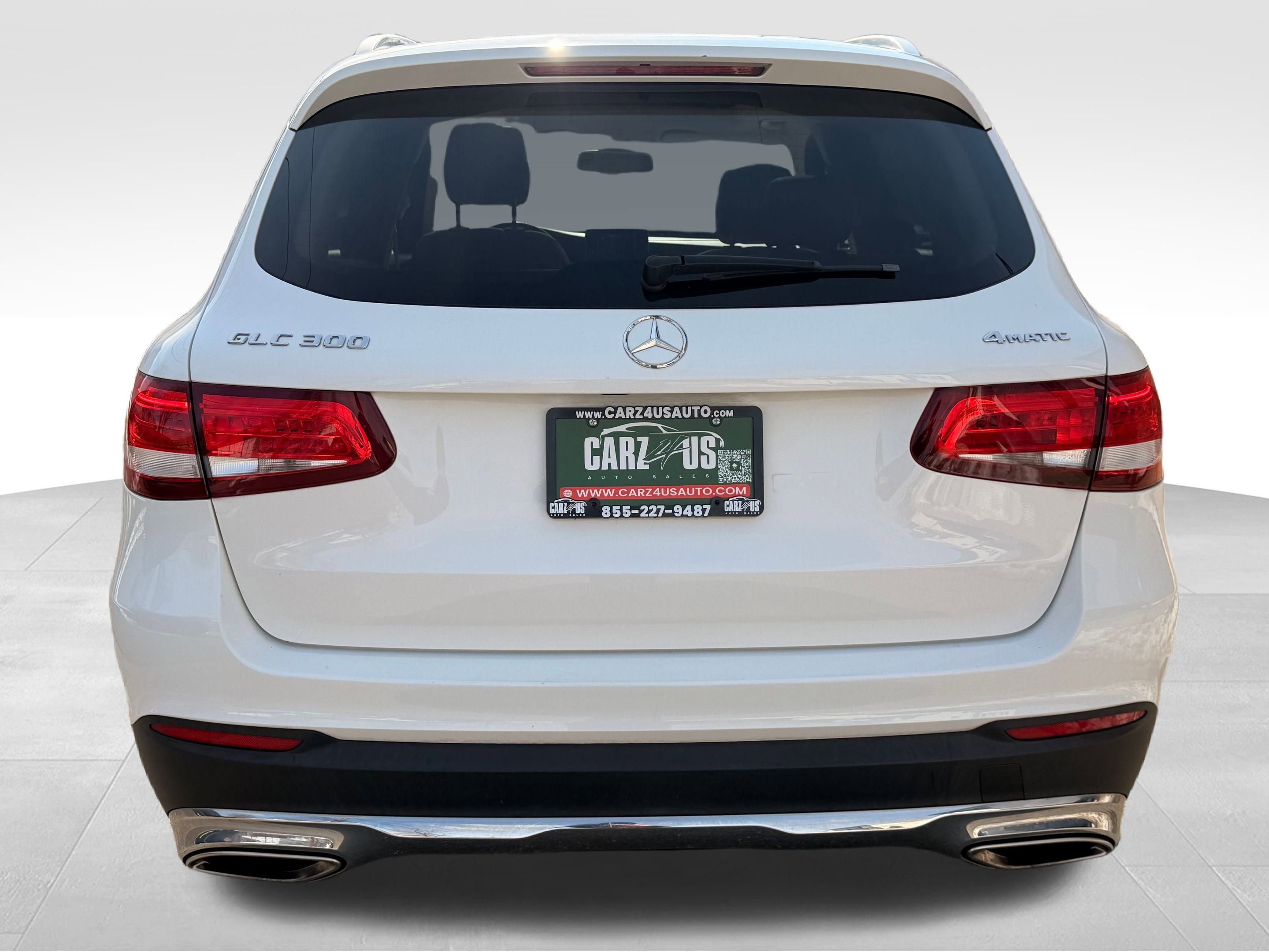 Used 2019 Mercedes-Benz GLC 300 4MATIC image 8