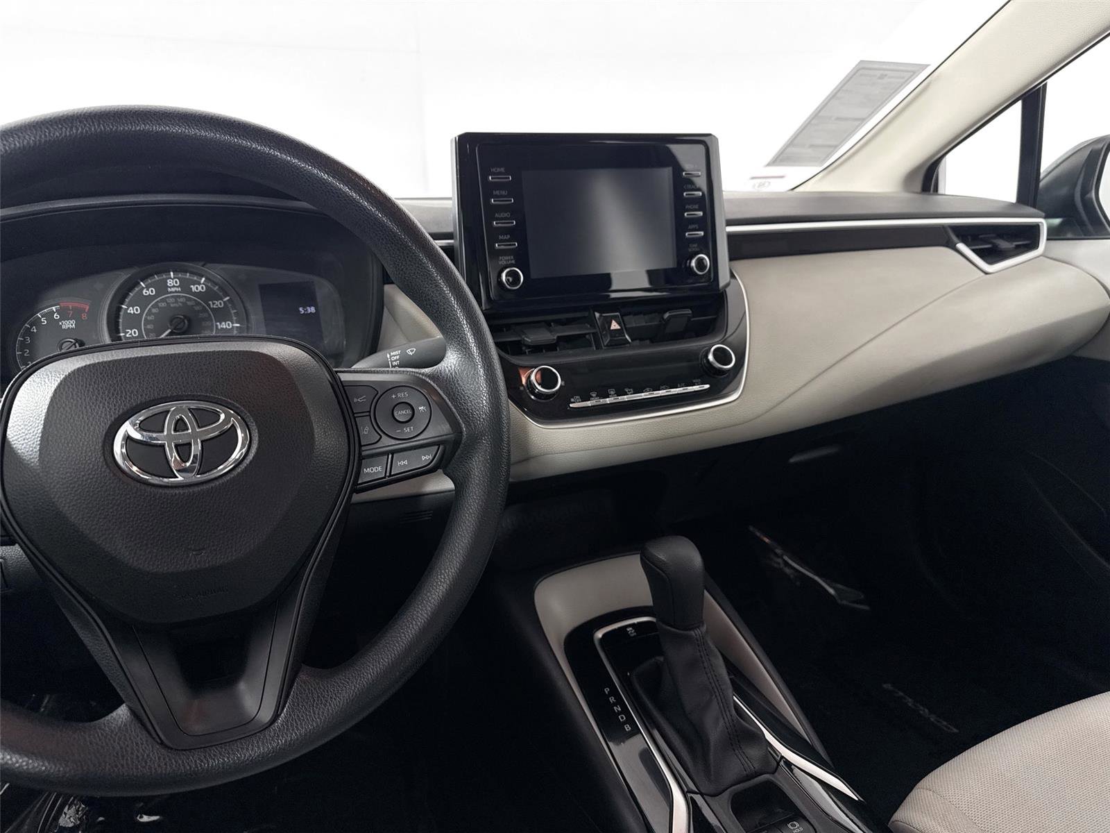 Certified 2020 Toyota Corolla L image 40