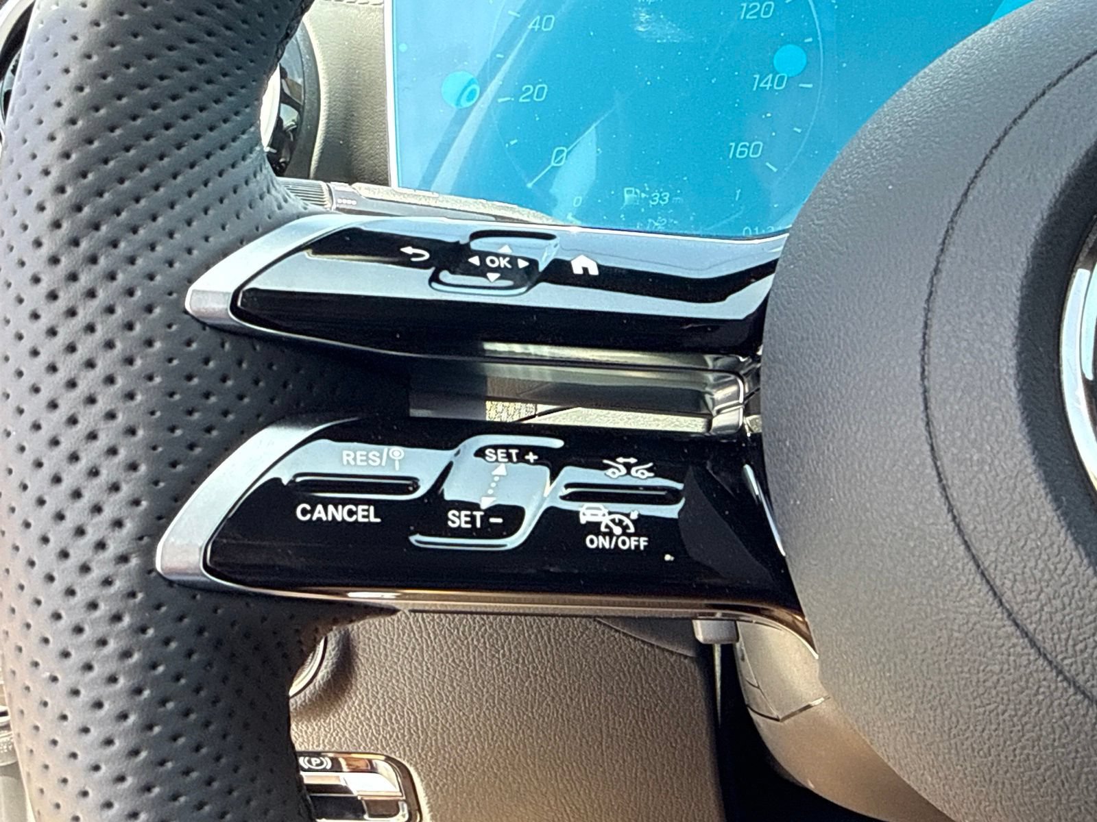 New 2026 Mercedes-Benz C 300 Sedan image 21