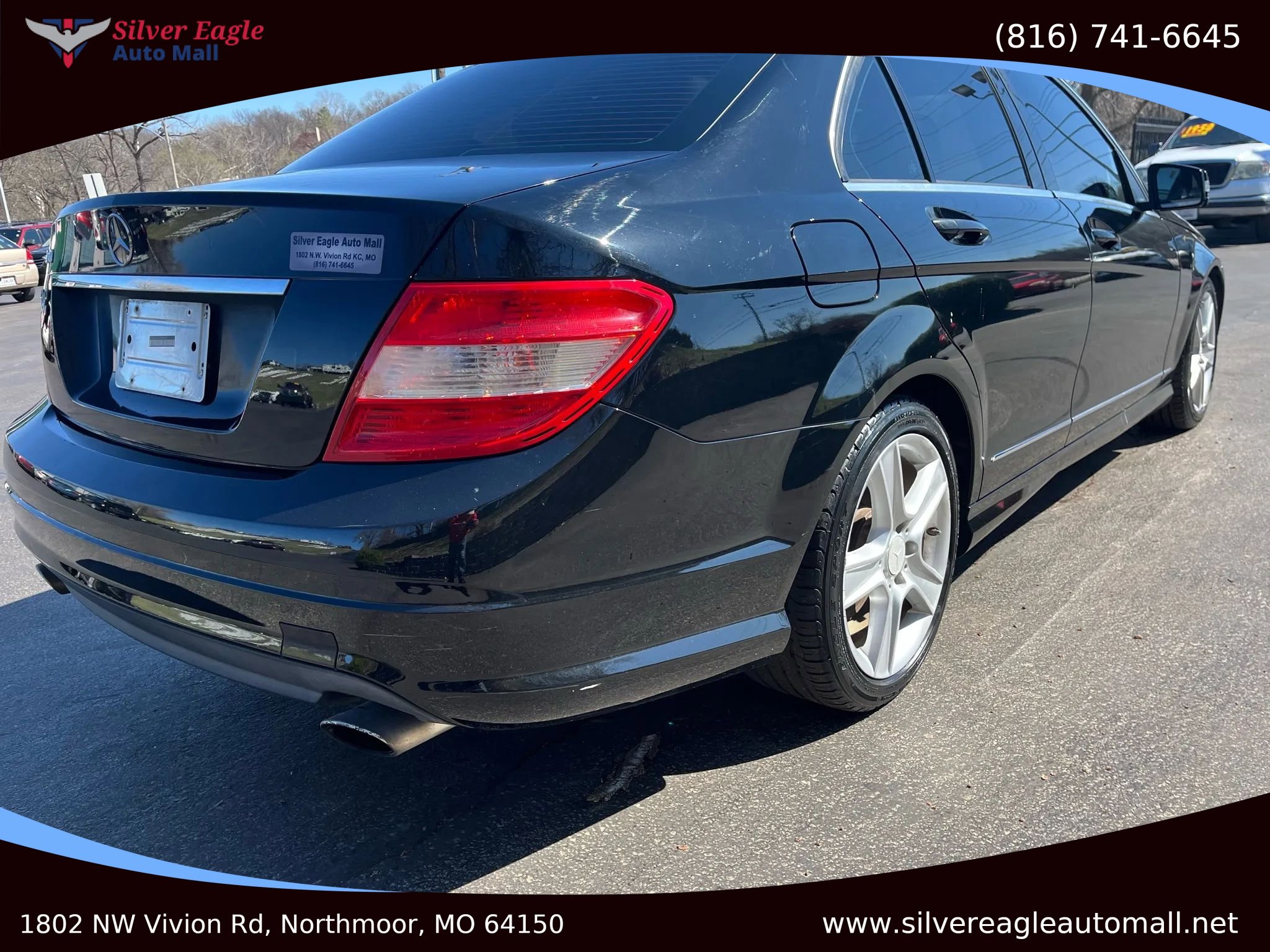 Used 2010 Mercedes-Benz C 300 Sedan image 5