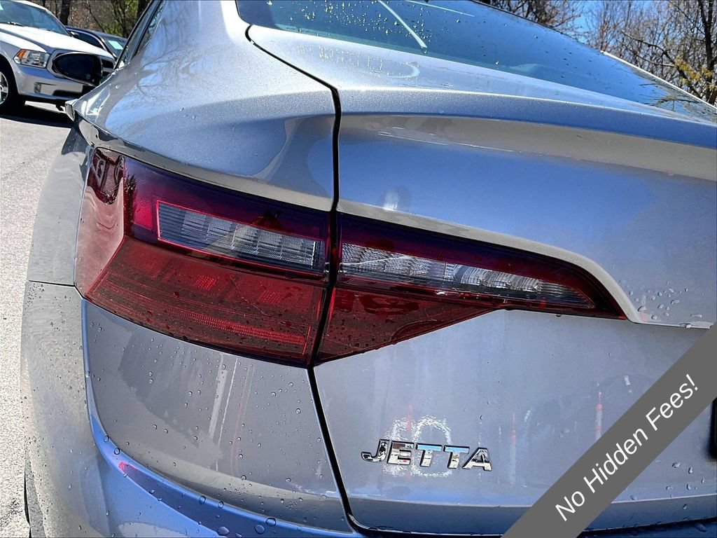 Used 2020 Volkswagen Jetta R-Line FWD image 26