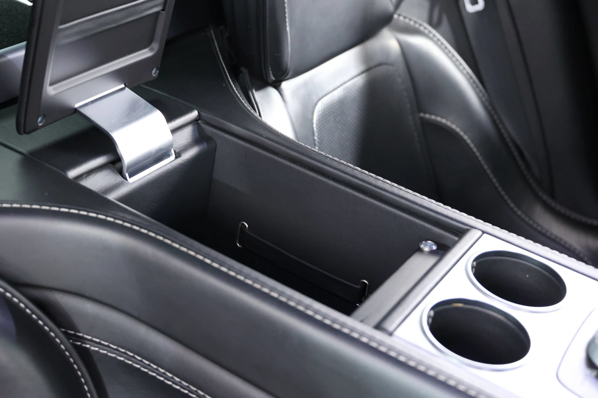 Used 2015 Aston Martin Rapide S RWD image 79