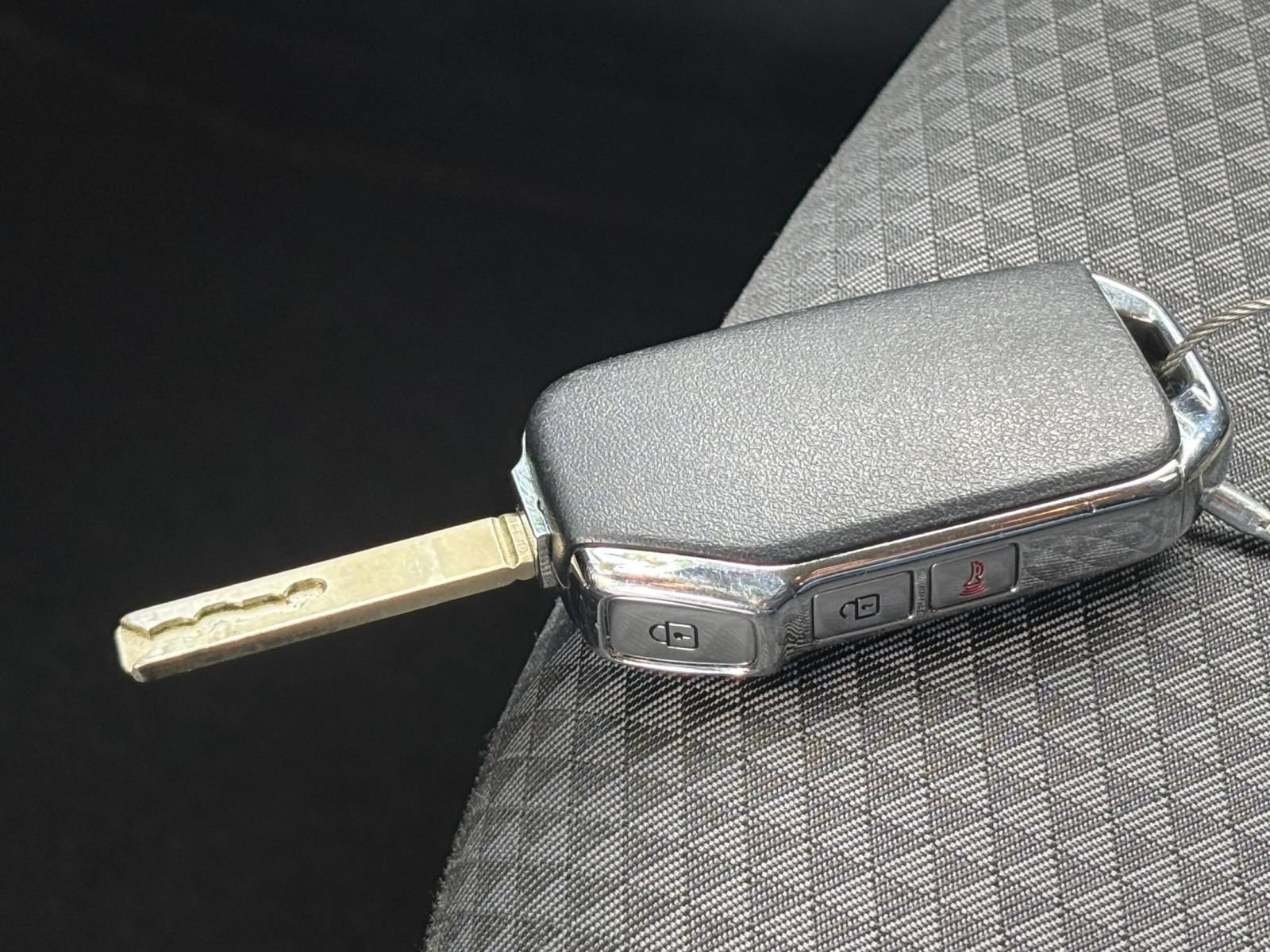 Used 2025 Kia Soul LX w/ LX Technology Package FWD image 21