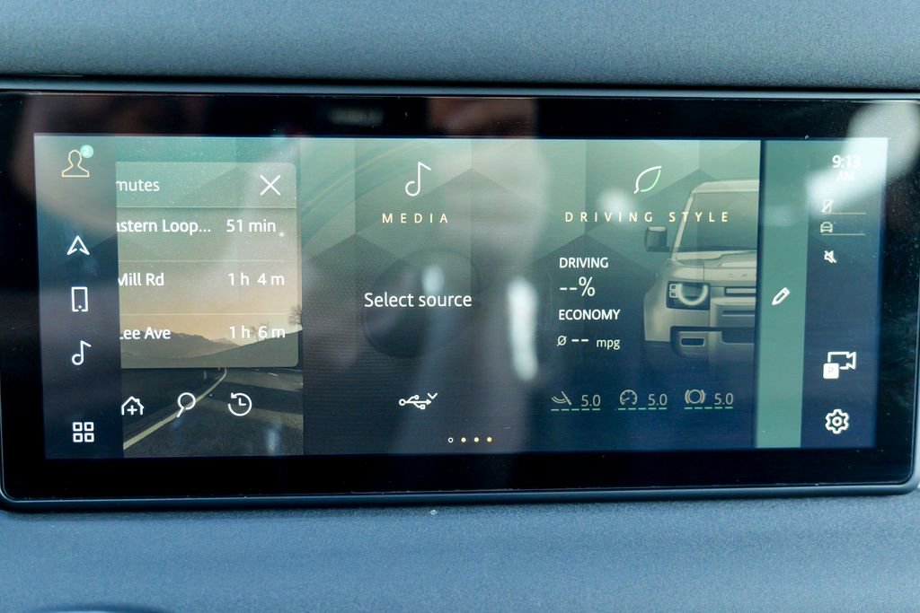 Used 2023 Land Rover Defender 110 X-Dynamic SE AWD/4WD image 53