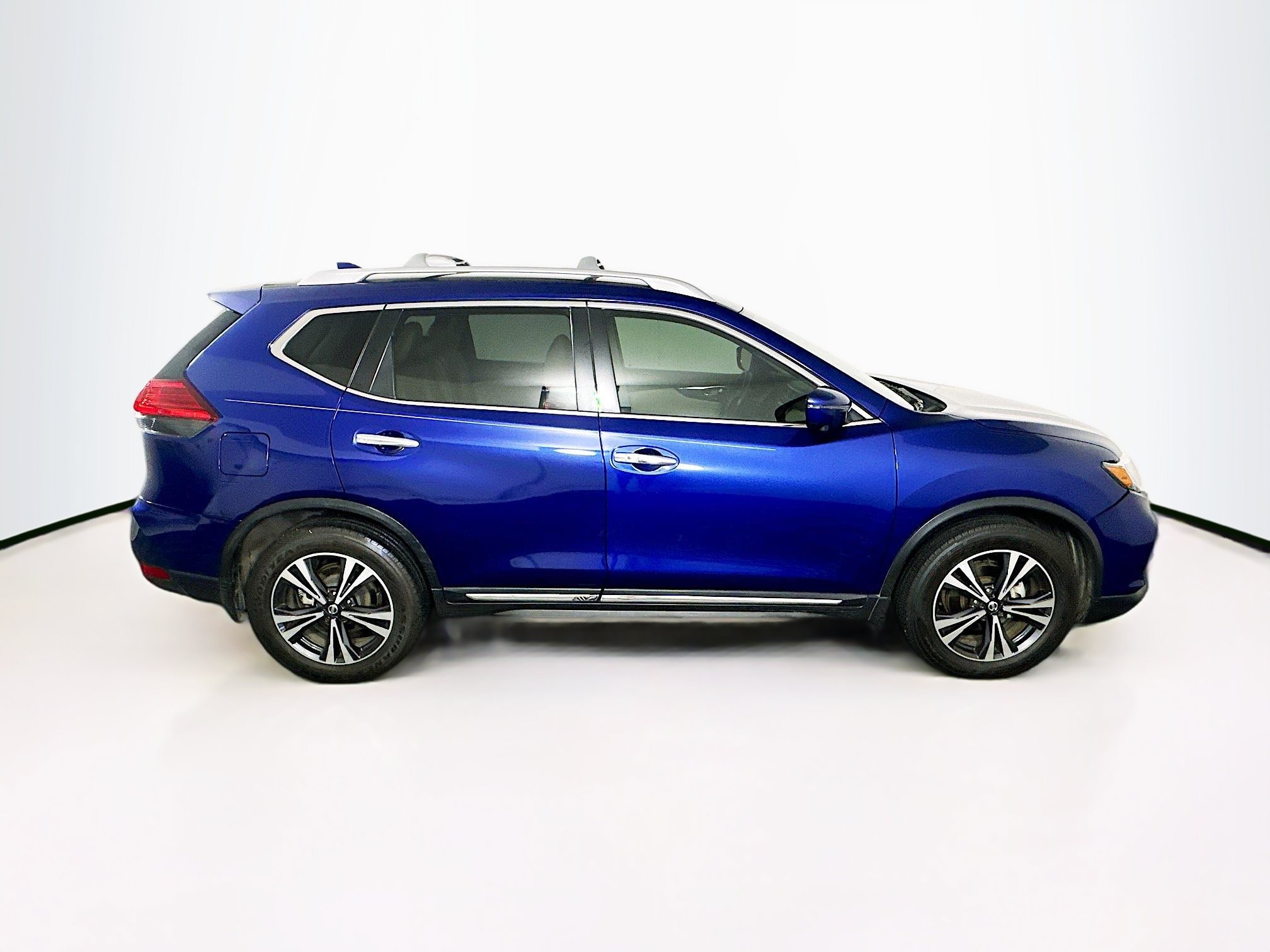 Used 2017 Nissan Rogue SL FWD image 10