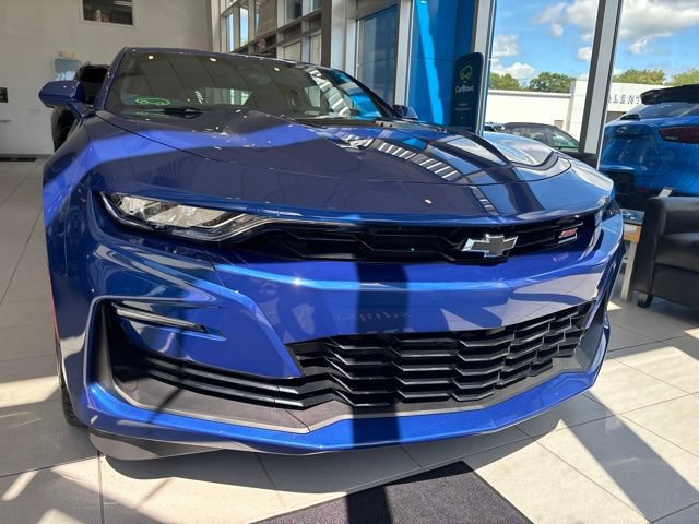 Used 2024 Chevrolet Camaro SS RWD image 2