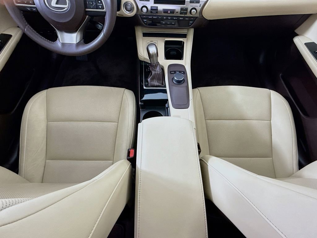 Used 2016 Lexus ES 350 w/ Accessory Package image 16