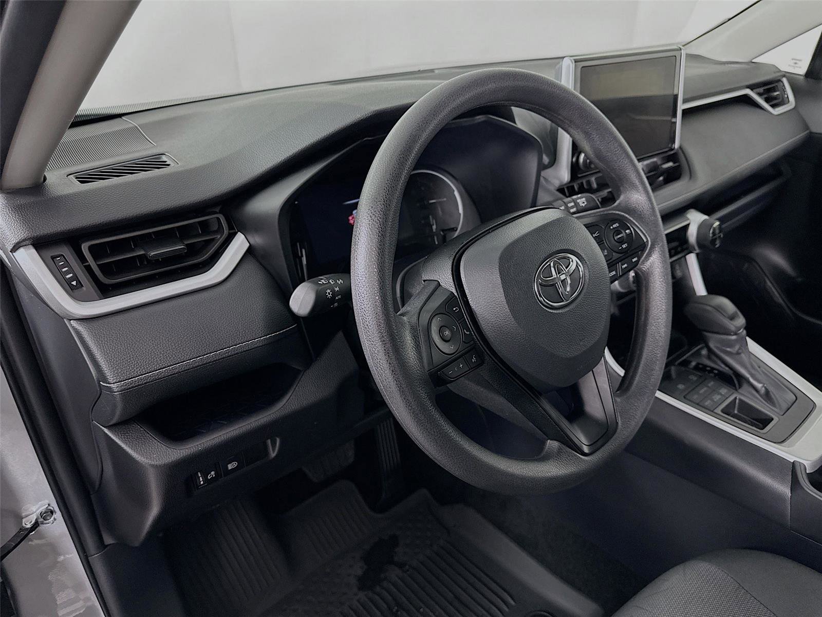 Certified 2025 Toyota RAV4 XLE image 9