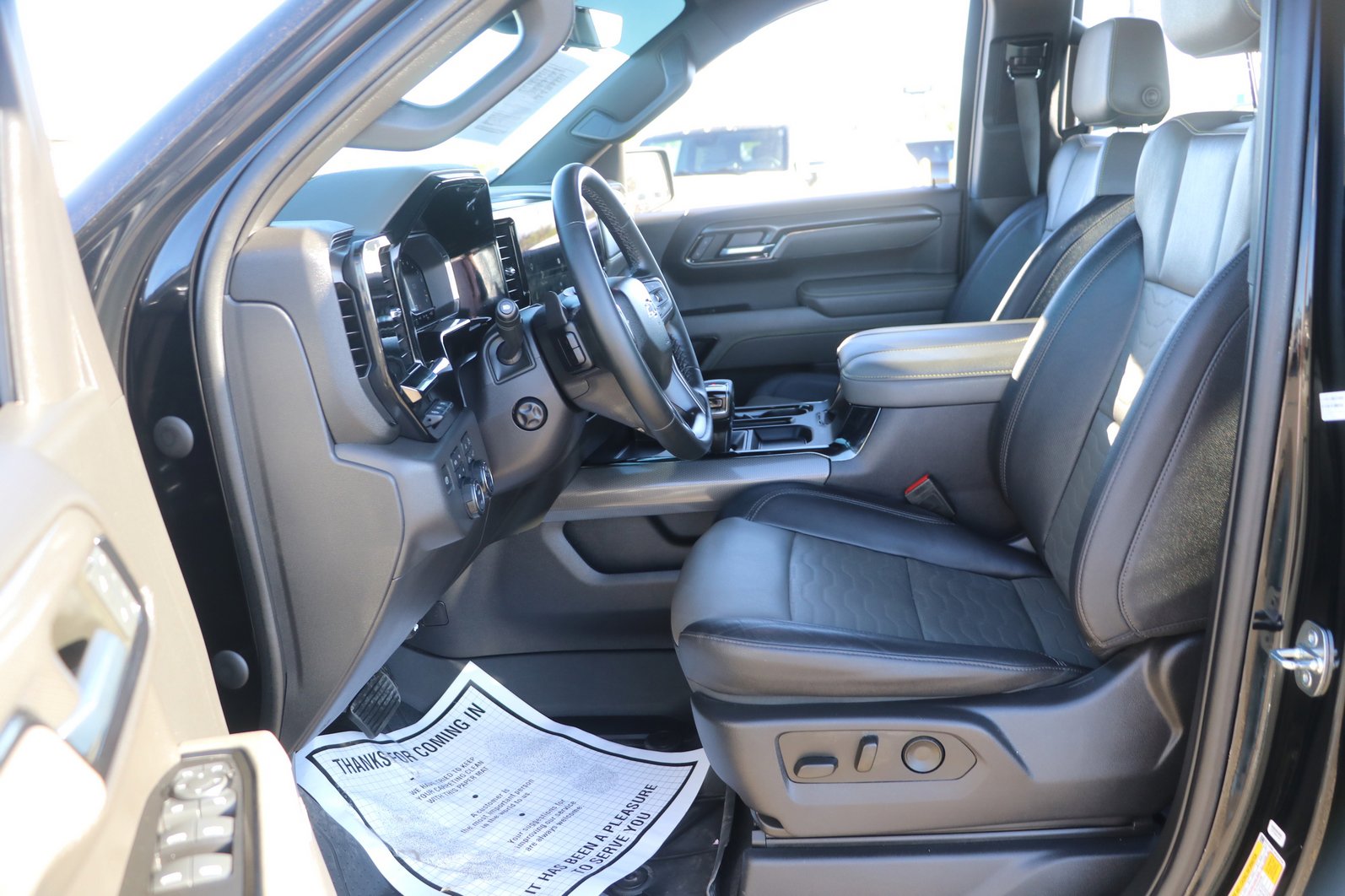 Used 2023 Chevrolet Silverado 1500 ZR2 w/ Technology Package image 13