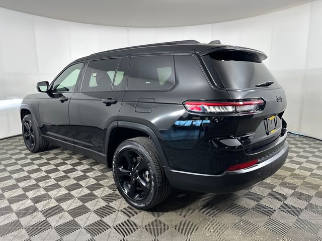 Used 2023 Jeep Grand Cherokee L Laredo image 5