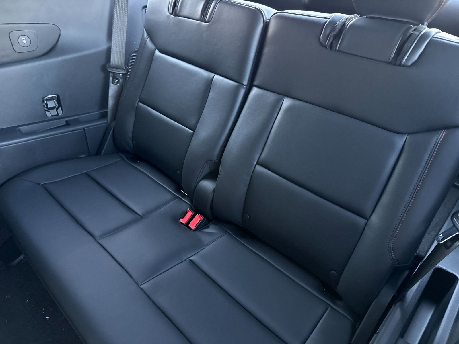 New 2026 Ford Explorer ST-Line w/ ST-Line Street Pack image 16