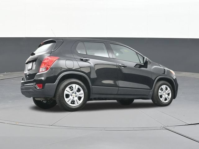 Used 2017 Chevrolet Trax LS FWD image 47