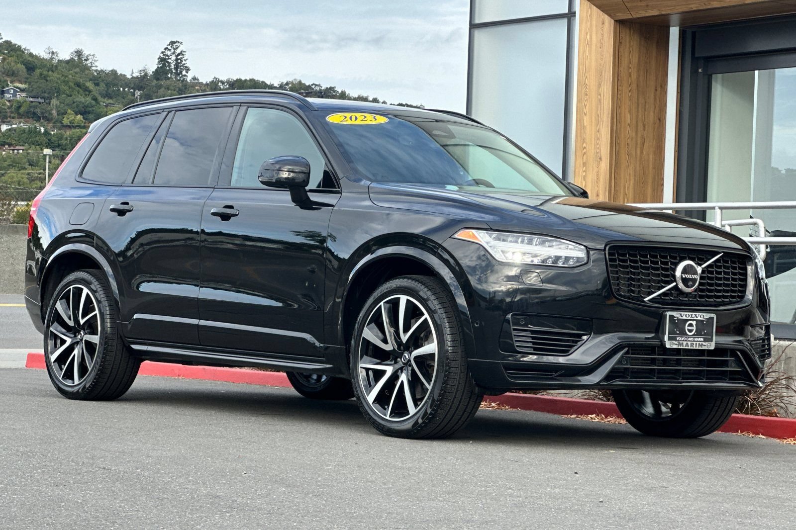 Used 2023 Volvo XC90 T8 Ultimate w/ Lounge Package AWD/4WD image 10