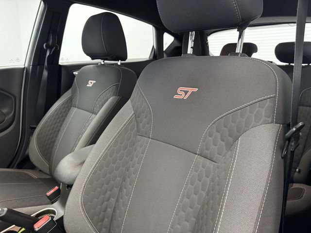 Used 2015 Ford Fiesta ST FWD image 28