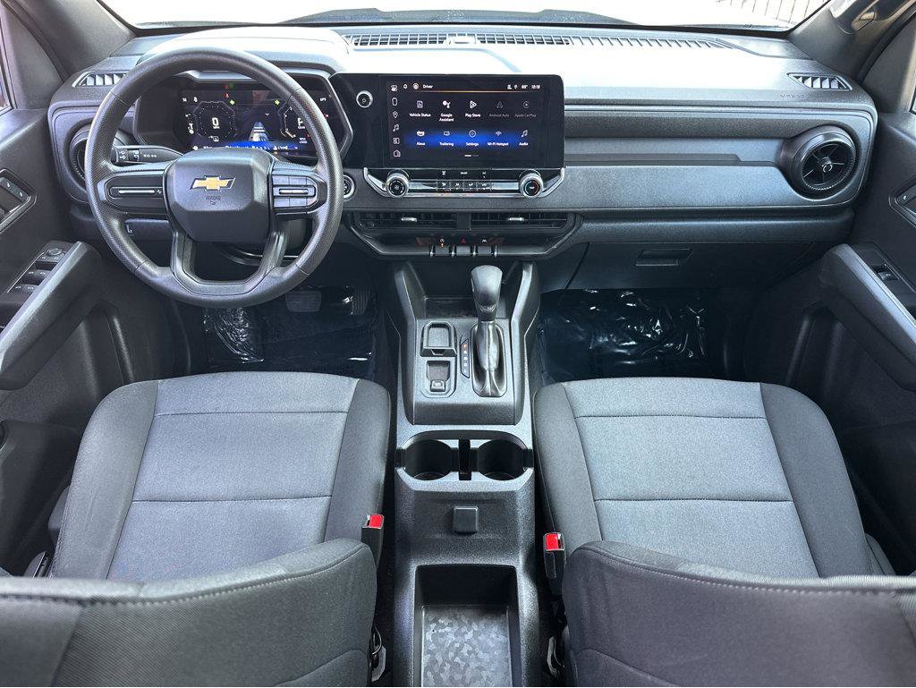 Used 2024 Chevrolet Colorado W/T RWD image 4