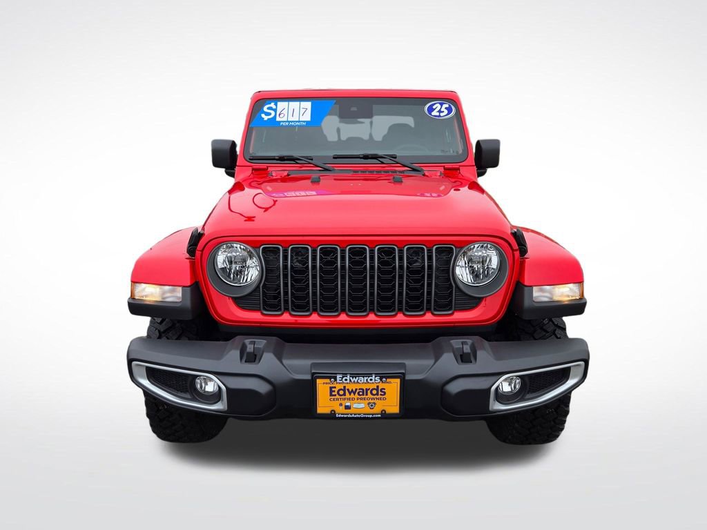 Used 2025 Jeep Gladiator High Tide image 11