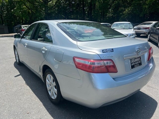 Used 2007 Toyota Camry XLE FWD image 3