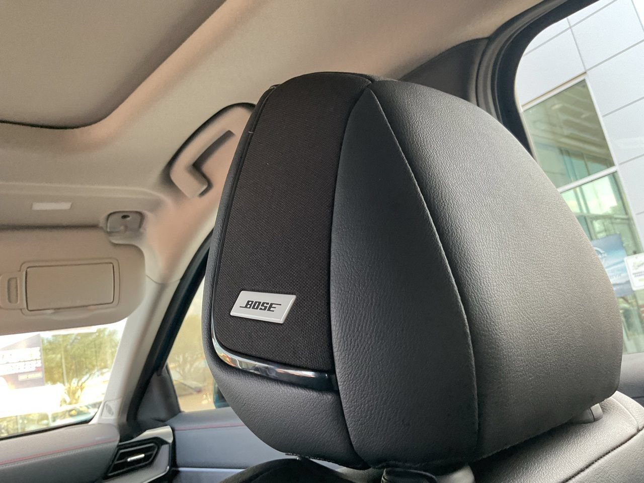 New 2027 Nissan Kicks SR FWD image 13