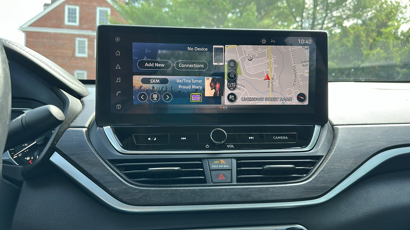 Certified 2023 Nissan Altima 2.5 SV w/ SV Premium Package image 19