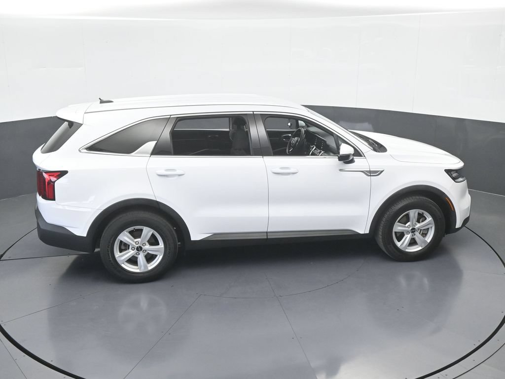 Used 2023 Kia Sorento LX FWD image 50