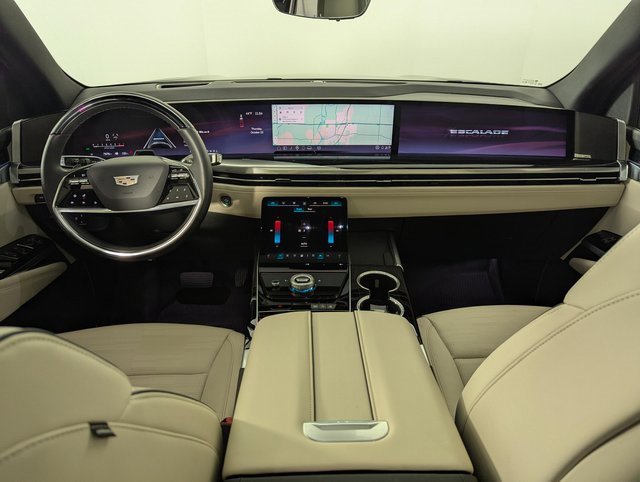 Used 2025 Cadillac Escalade Sport image 16