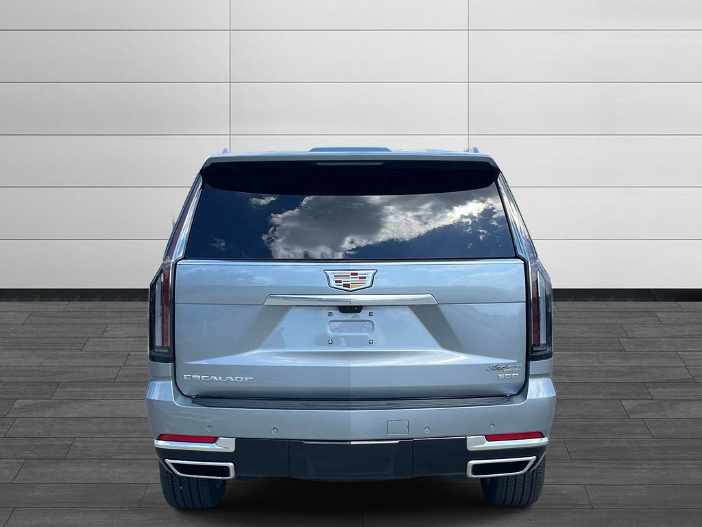 Certified 2025 Cadillac Escalade Premium Luxury AWD/4WD image 4