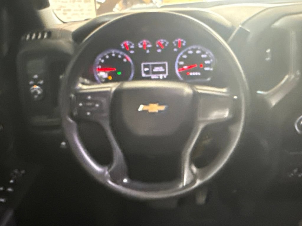 Used 2022 Chevrolet Silverado 2500 Custom w/ Custom Convenience Package RWD image 18
