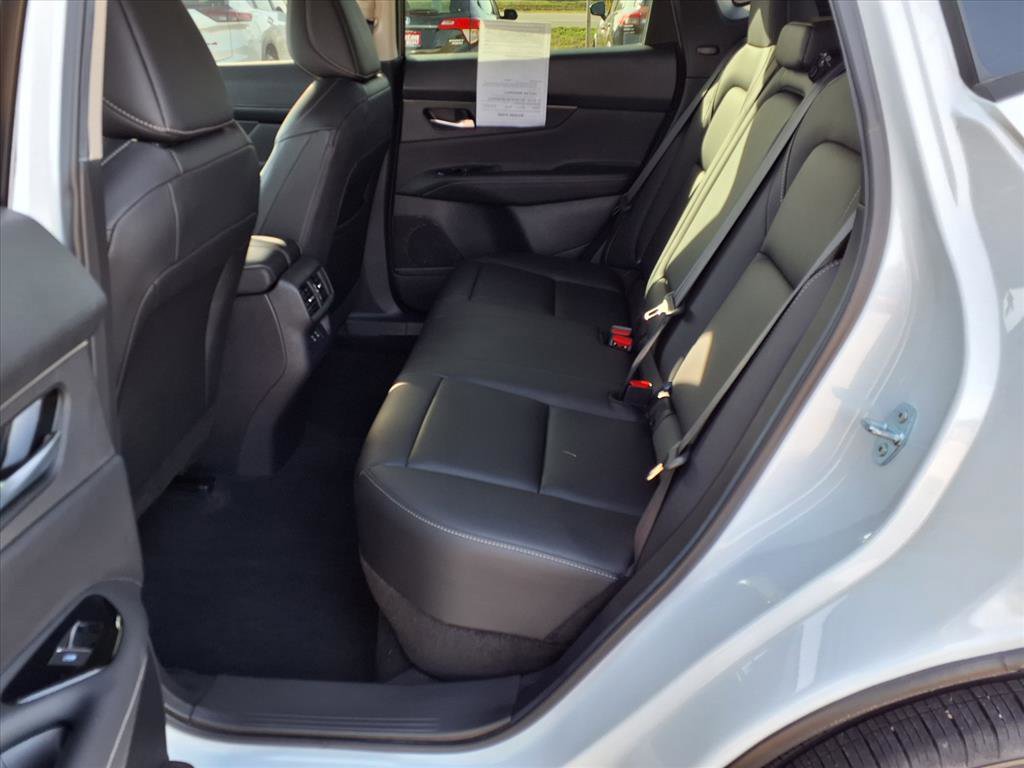 Certified 2025 Nissan Murano SV image 16